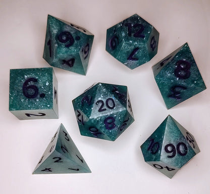 "Blurple" 7 piece TTRPG Dice Set